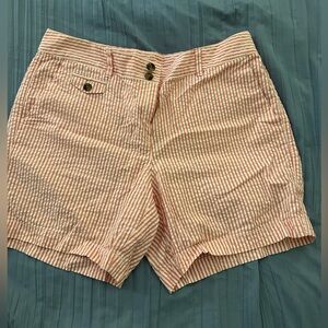 Ann Taylor Loft Seersucker Shorts Size 6 Peach and White